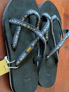 Teva Black with Gray Patterned Strap Sandals
